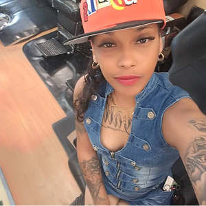 Meet your Posher, Deidre